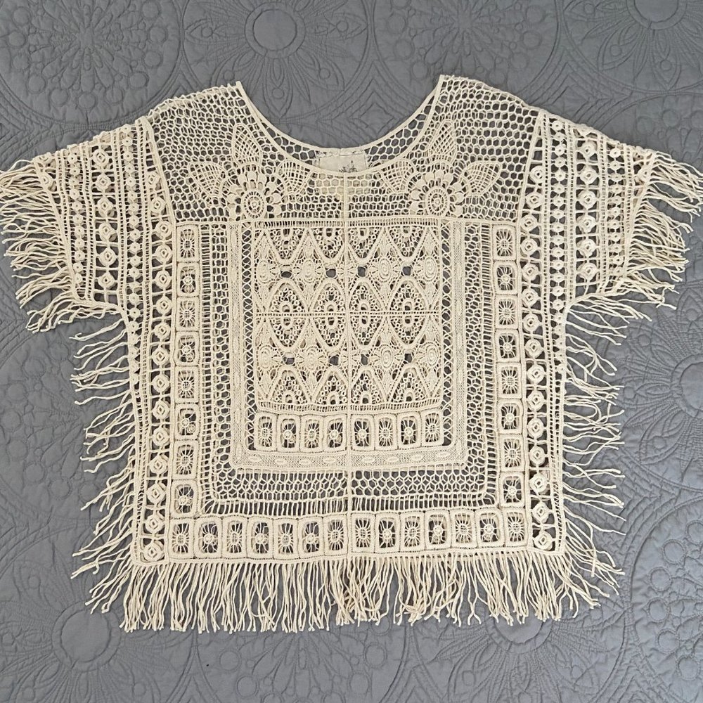 ANGEL of the NORTH Crochet Fringe Top Anthropologie Sayulita *Festival*